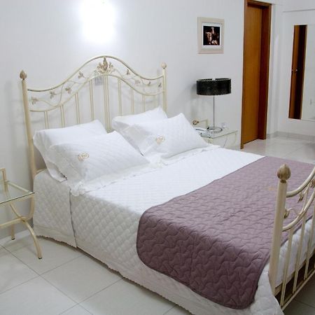 Hotel Roari كويابا المظهر الخارجي الصورة