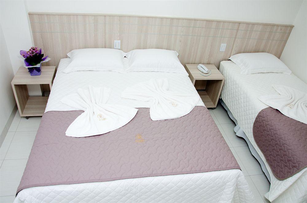 Hotel Roari كويابا المظهر الخارجي الصورة