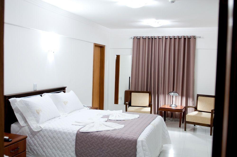 Hotel Roari كويابا المظهر الخارجي الصورة