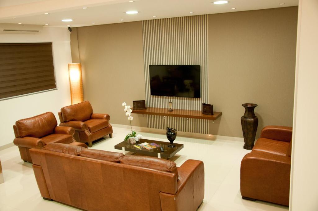 Hotel Roari كويابا المظهر الخارجي الصورة