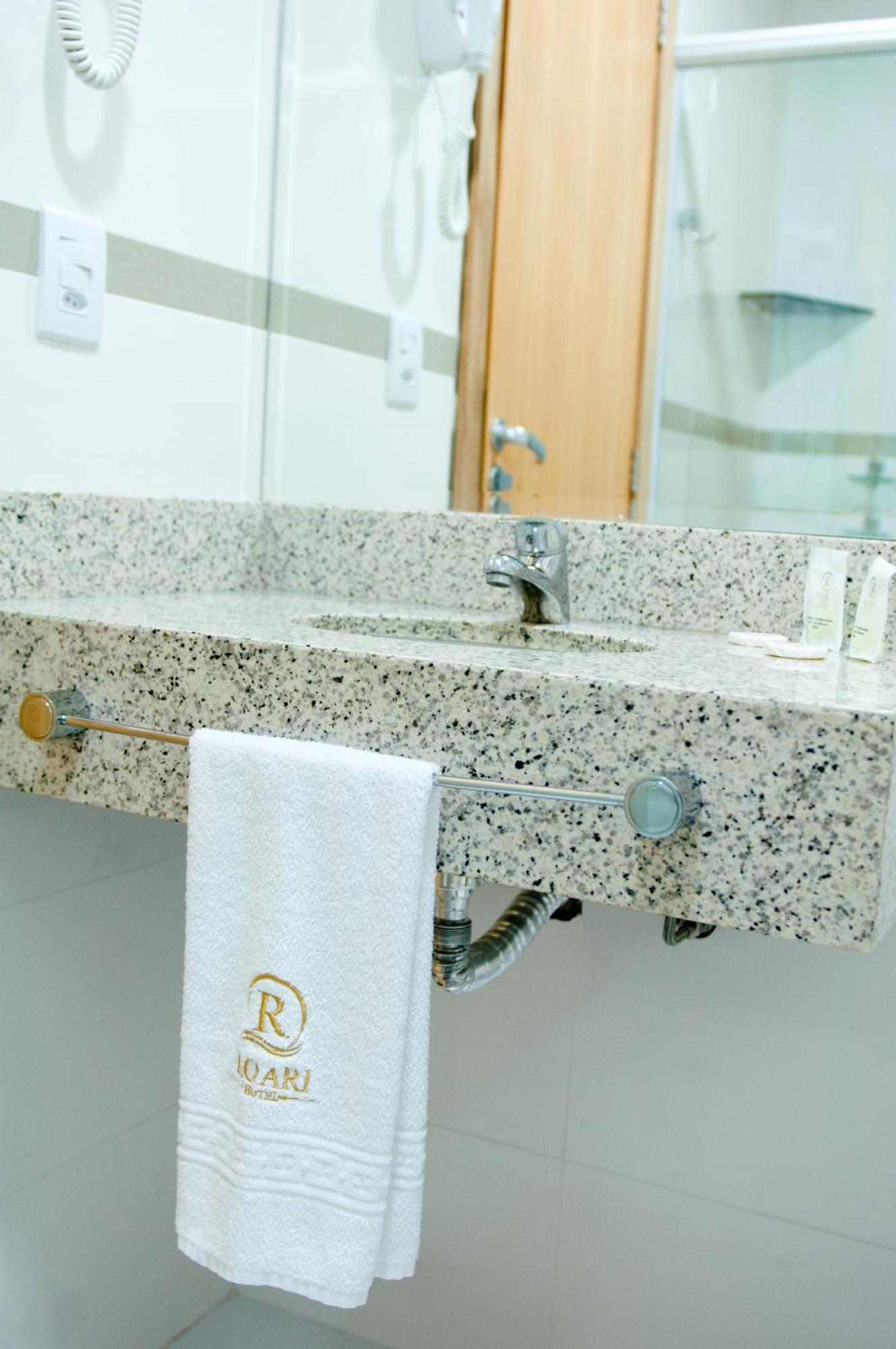 Hotel Roari كويابا المظهر الخارجي الصورة